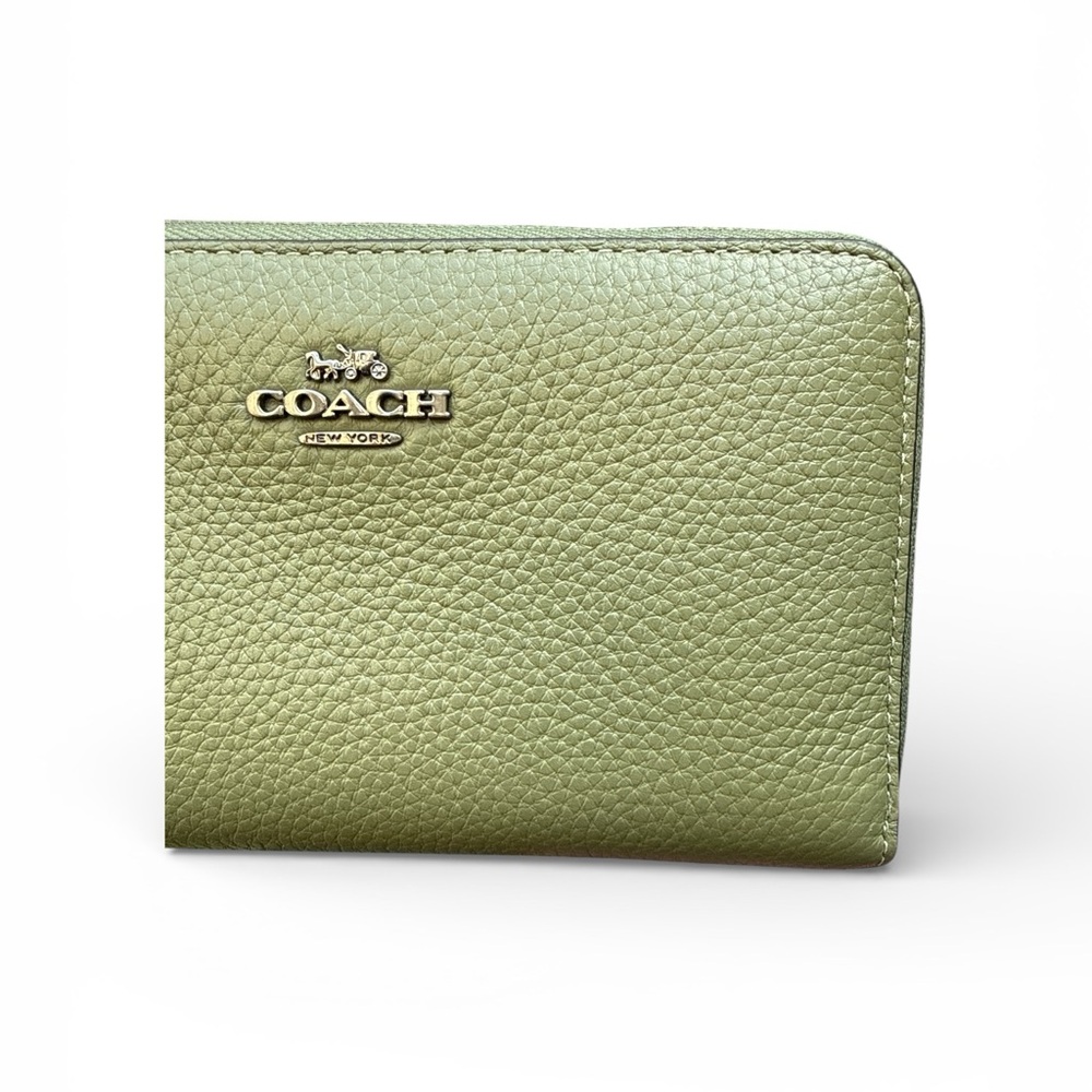 COACH C4124 Pebble Wallet Military Green - Picture 1 of 5